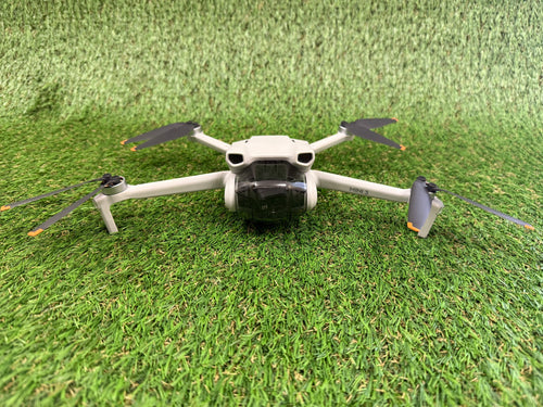 DJI Mini 3 Drone Bundle – Controller, Case & Accessories